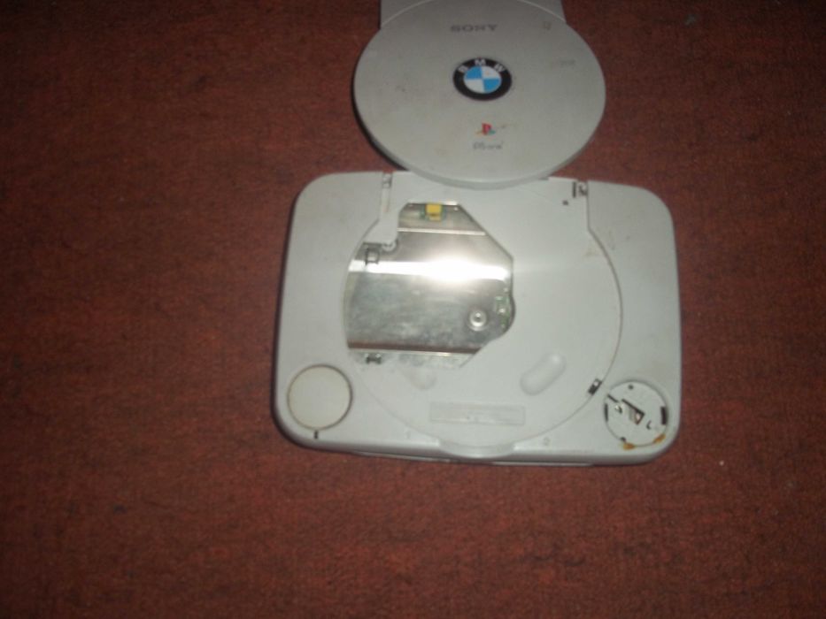 Игровая приставка Sony PS 1  без блока питания и шнура к телевизору