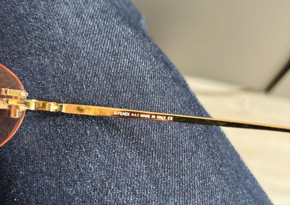 Дамски слънчеви очила Fendi