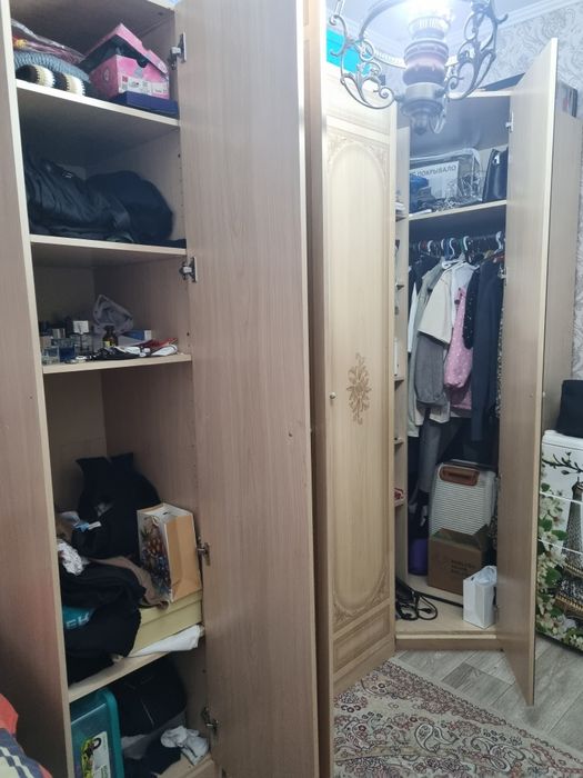 Шифоньер угловой СРОЧНО!