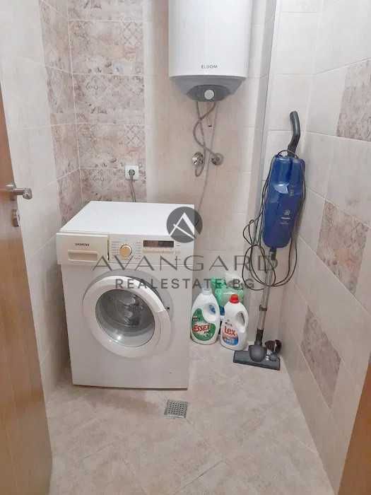 оф.22093 2-стаен Център/Бунарджика