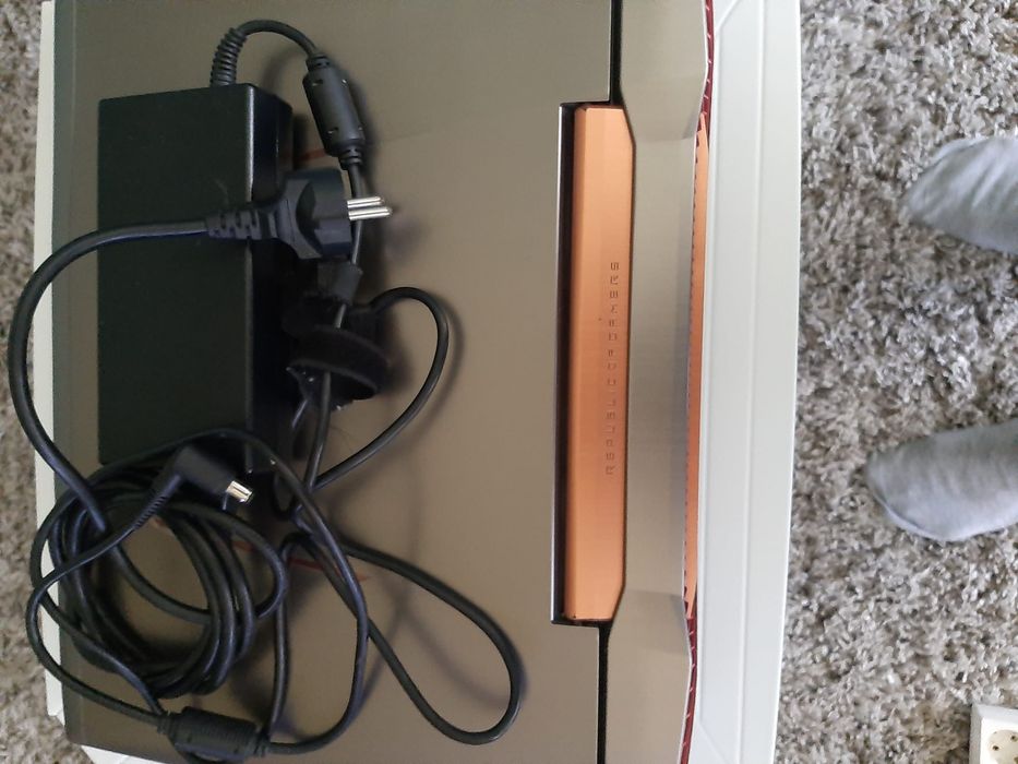 Leptop ASUS  G752 V  -  Impecabil