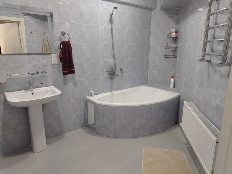 2 xonali uy ijaraga beriladi. Nurxon chorraxasi