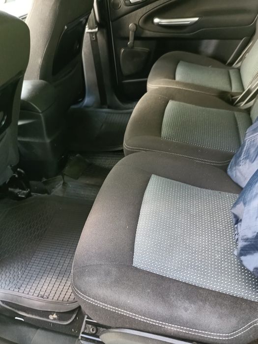 Vând Ford Galaxy 2011/ 1,6 diesel.