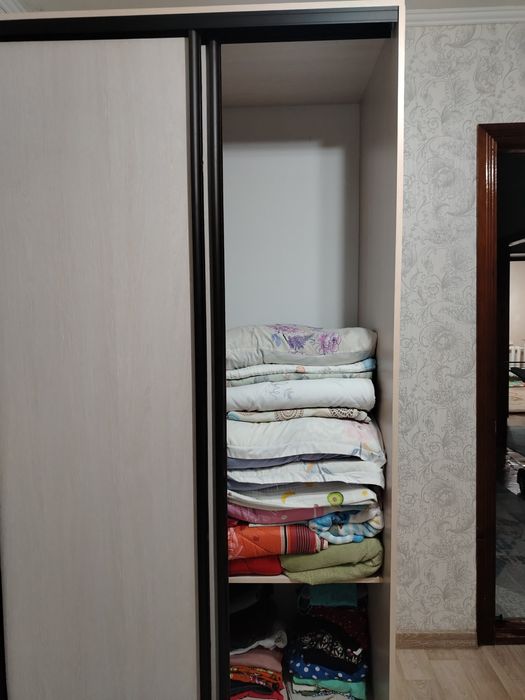 Продам шкаф купе