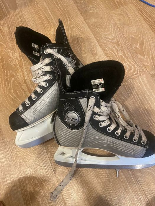 Коньки, почти не использованные