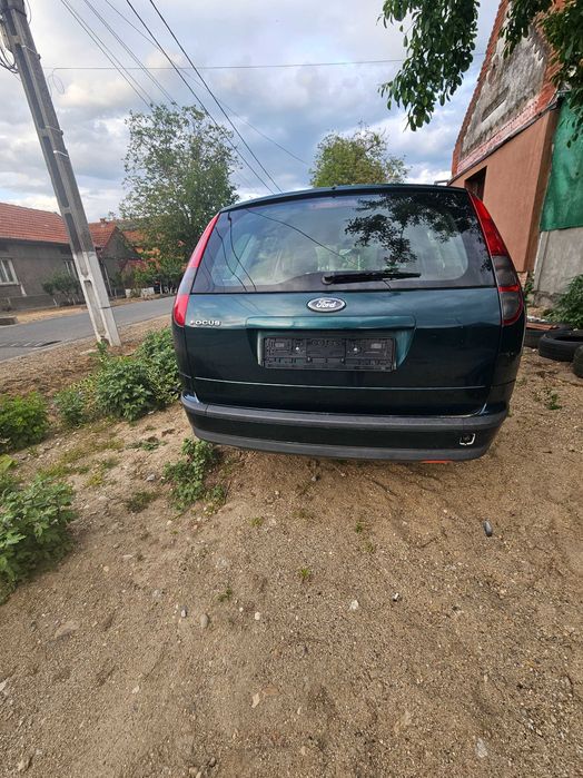 Ford focus 2007 luna 10 ( octombrie)