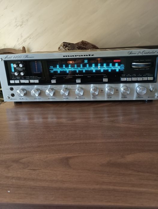 Marantz 4400 усилвател