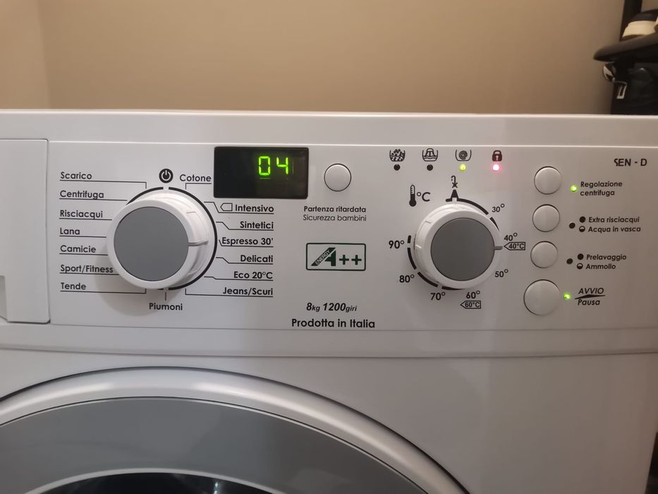 Пералня- Италианска