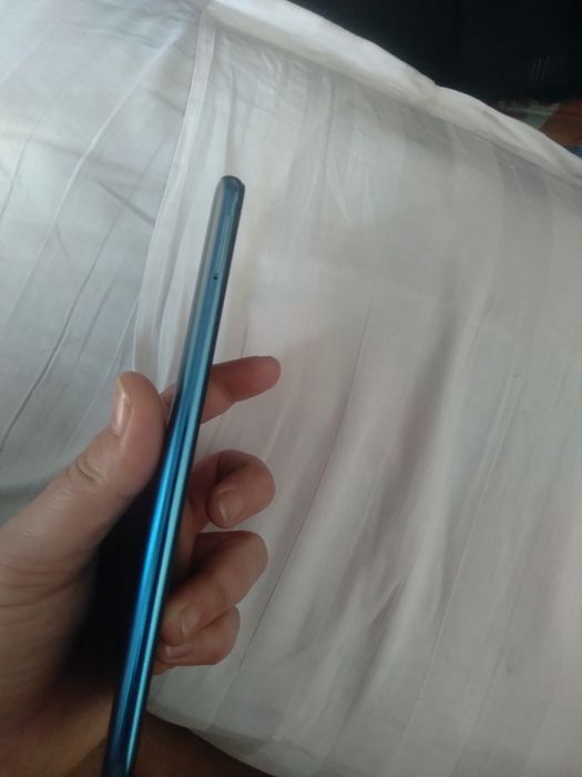 Продам телефон Redmi Note 10S