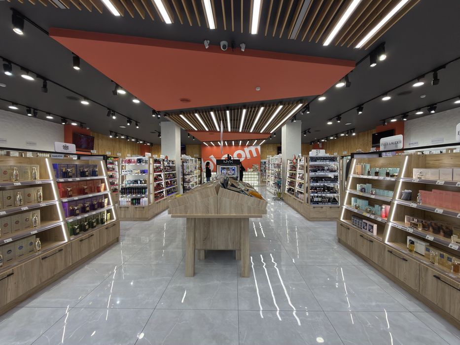 Аренда вдоль дороги 310м2 Луначарский вдоль главного перекрестка