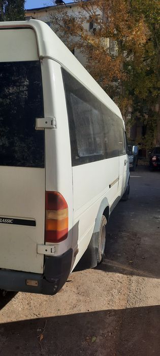 Автобус Мерседес Спринтер