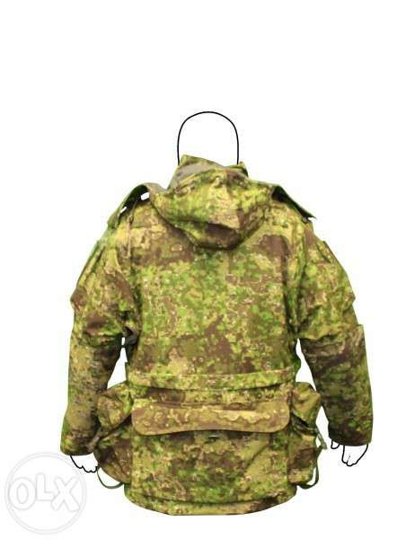 Jacheta camuflaj xxxxl,accept schimb