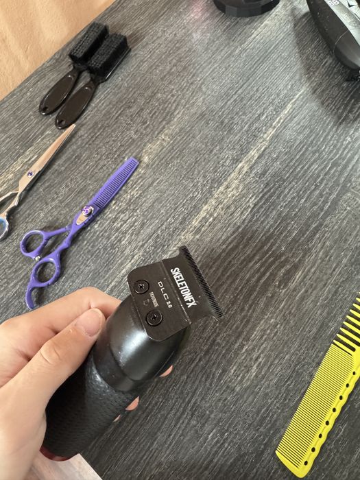 Masina de contur Trimmer Babyliss Skeleton FX