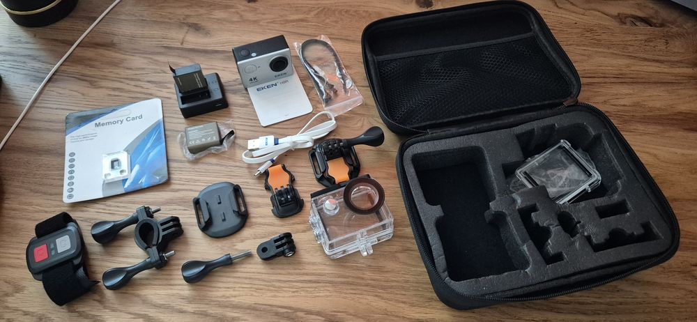 EKEN H9R 4K Action Camera + Пълен комплект, кейс, батерии, стойки