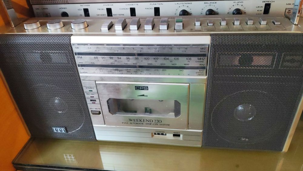 Radio casetofoane de colecție