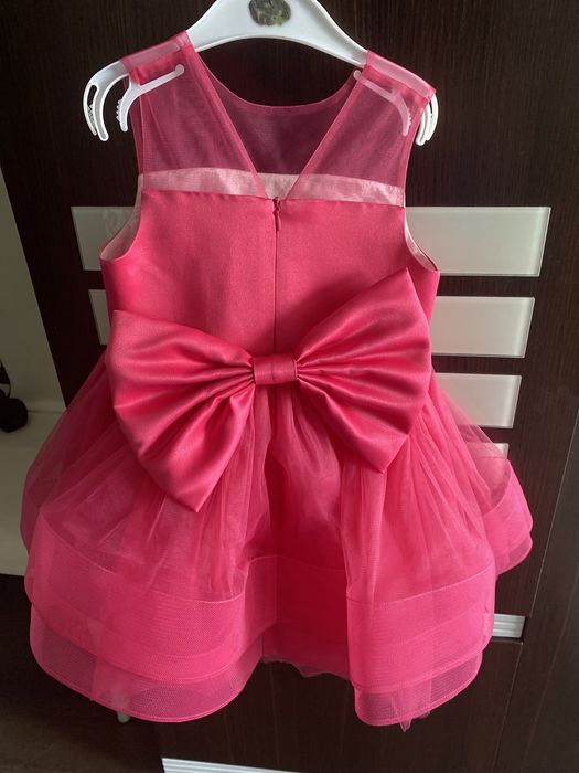 Срочно Продаю платье на девочку