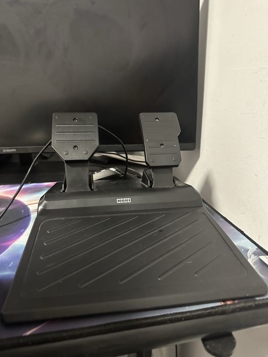 Volan gaming xbox nou nout abea jucat il vand ca numai ma pasioneaza jocuri cu masini