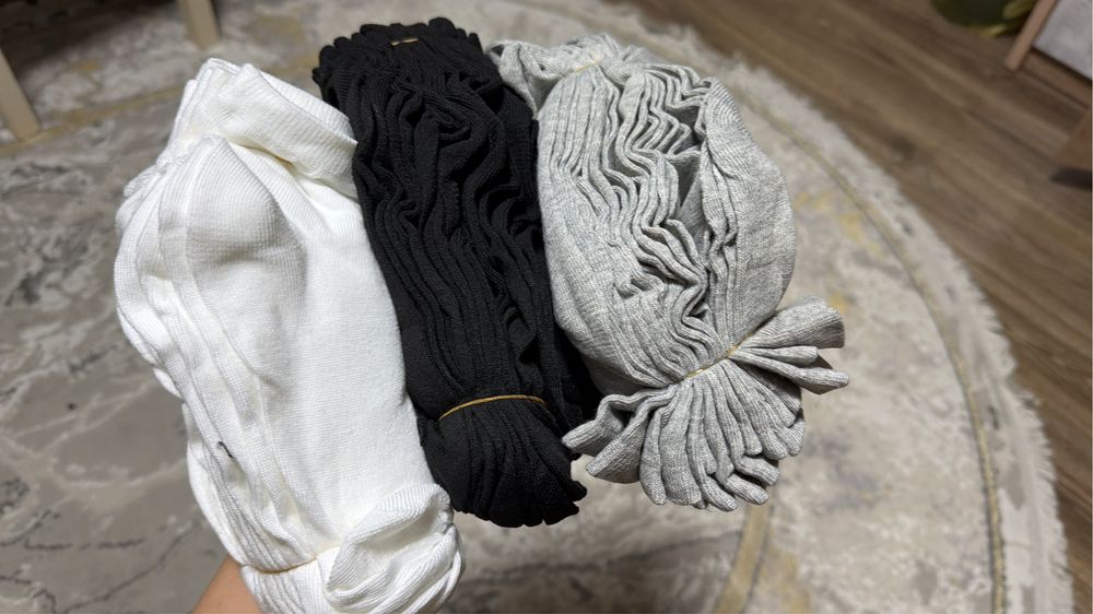 Продам носки по 1шт 200