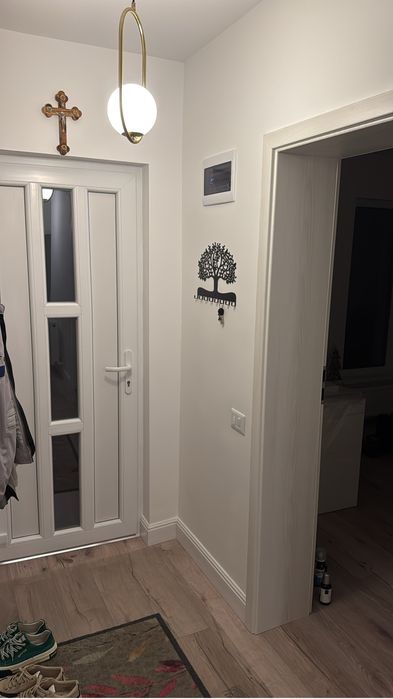 Casa duplex spațioasa și luminoasa de închiriat