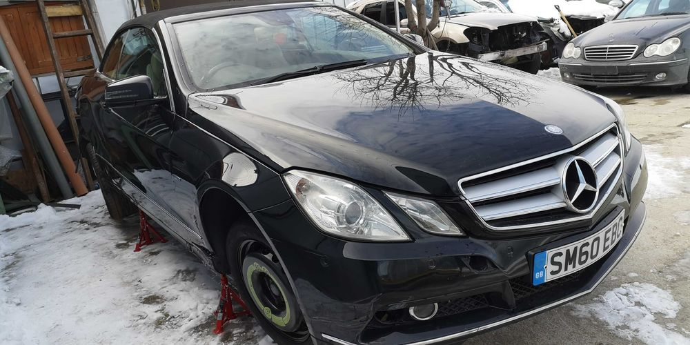 НА ЧАСТИ E250 204 к.с. C207 Cabrio ръчка OM651 200 к км