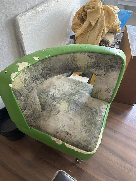 Кухонный уголок и диванчик