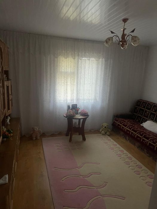 Vand casa in sat caldarusanca , com. Glodeanu sarat