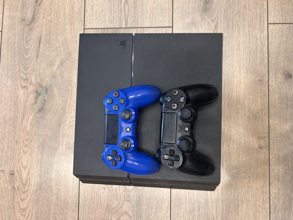 Playstation 4 (ps4)