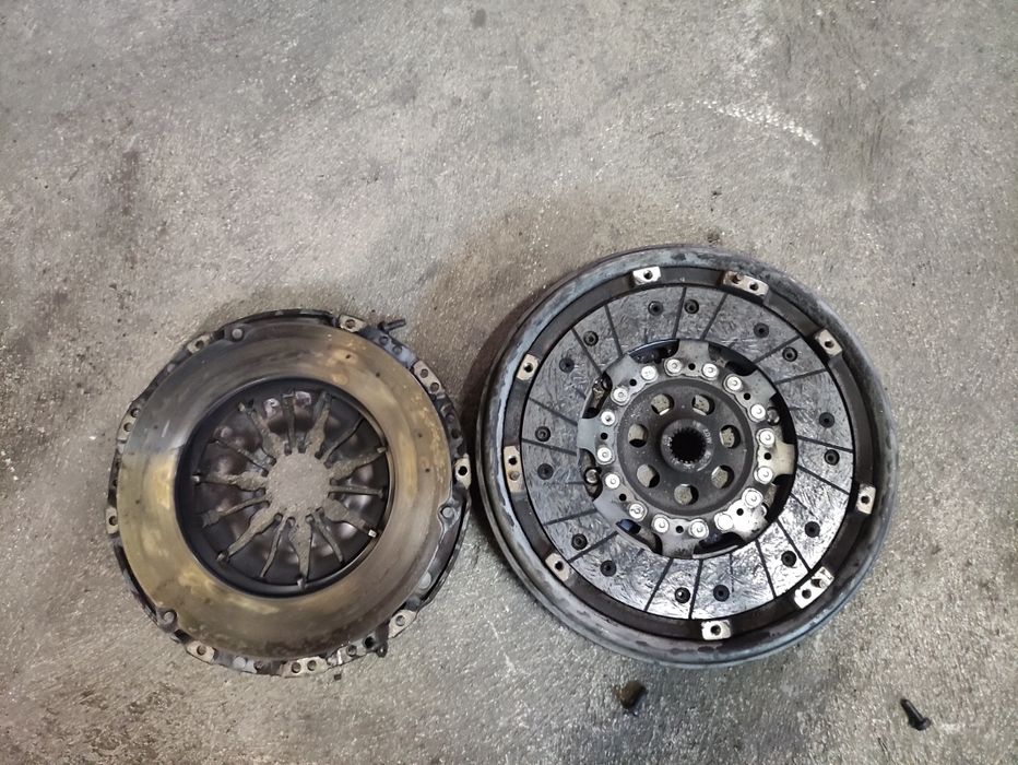 Демпферен маховик за Nissan Juke 1.5dci