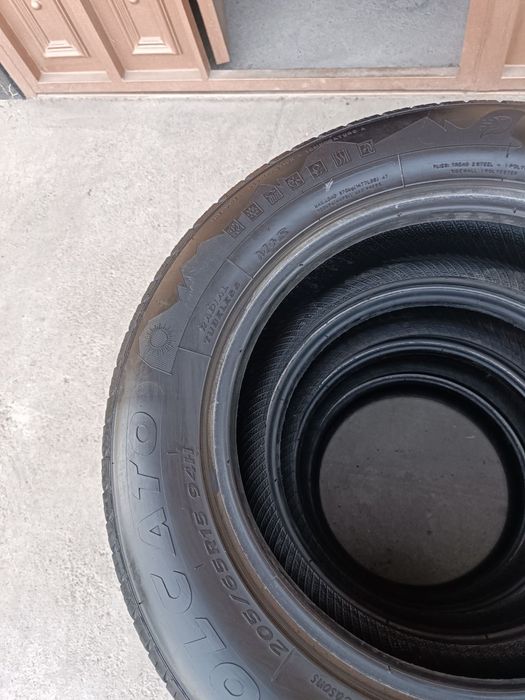 205 65 R15 Balon Sotiladi Holati yaxshi Bita balonda Shishka bor