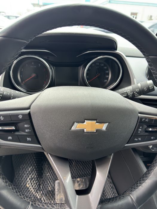 Треккер примиер 2023