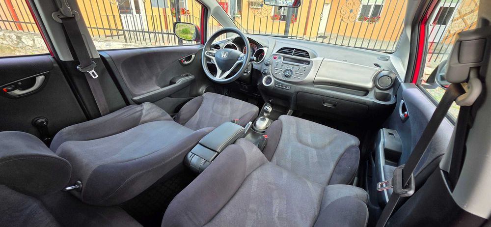 Honda Jazz cutie AUTOMATA 1.4 benzina/gaz euro 5 AN 2011