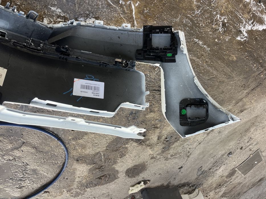 Броня Volvo EX30