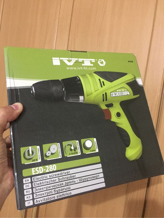 Продаю электрошуруповерт