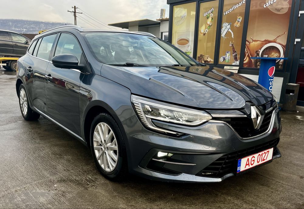 Renault megane 4 faza 2. 2022