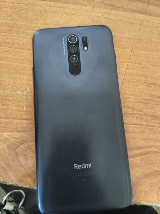 Продам телефон Xiaomi Redmi 9