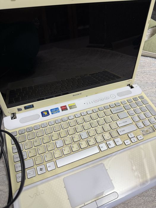 ноутбук sony vaio в хорошем состоянии