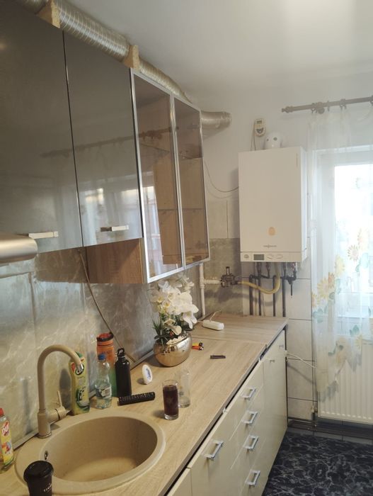 Proprietar vând apartament 2 camere, 54 mp, mobilat și utilat,  zona Dâmbovița – 82.000 €