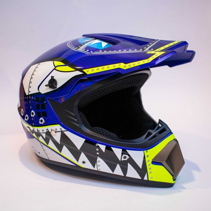 Каска подходяща за мотокрос , планински велосипед , ел. тротинетка