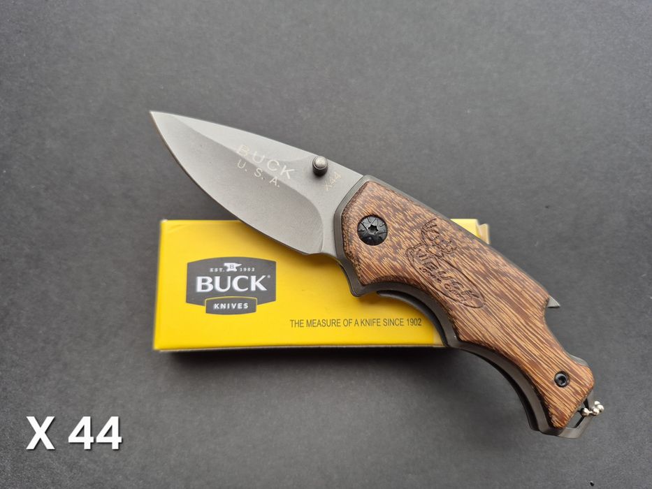 Сгъваеми джобни ножчета BUCK с дървена дръжка