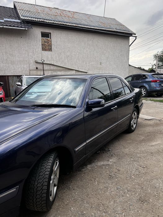 Mercedes w210 E200