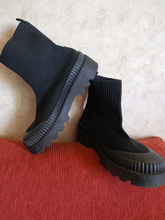 Дамски обувки и маратонки