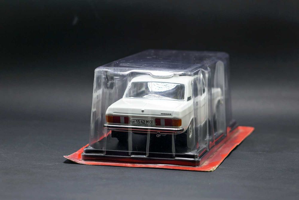 БОЛЬШАЯ игрушечная модель ВОЛГИ: ГАЗ-3102 и другие в масштабе 1:24