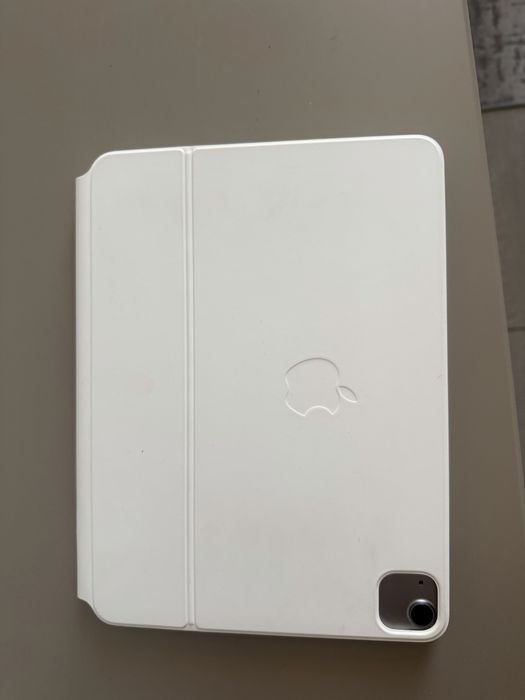 продам Планшет Apple iPad Air 11