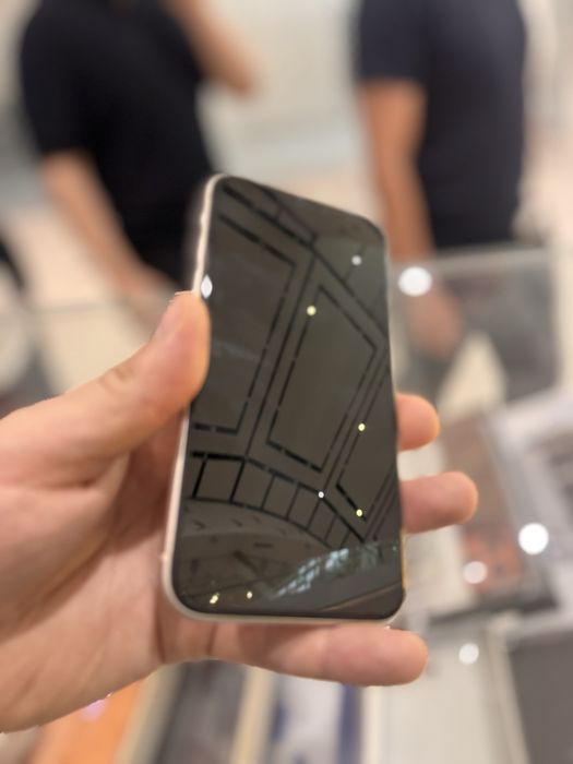 В продаже iphone 11 ,128g