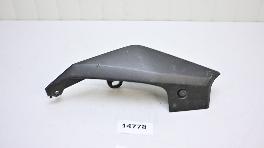 Carena Codita Spate Dreapta Yamaha MT09 2014 - 2016