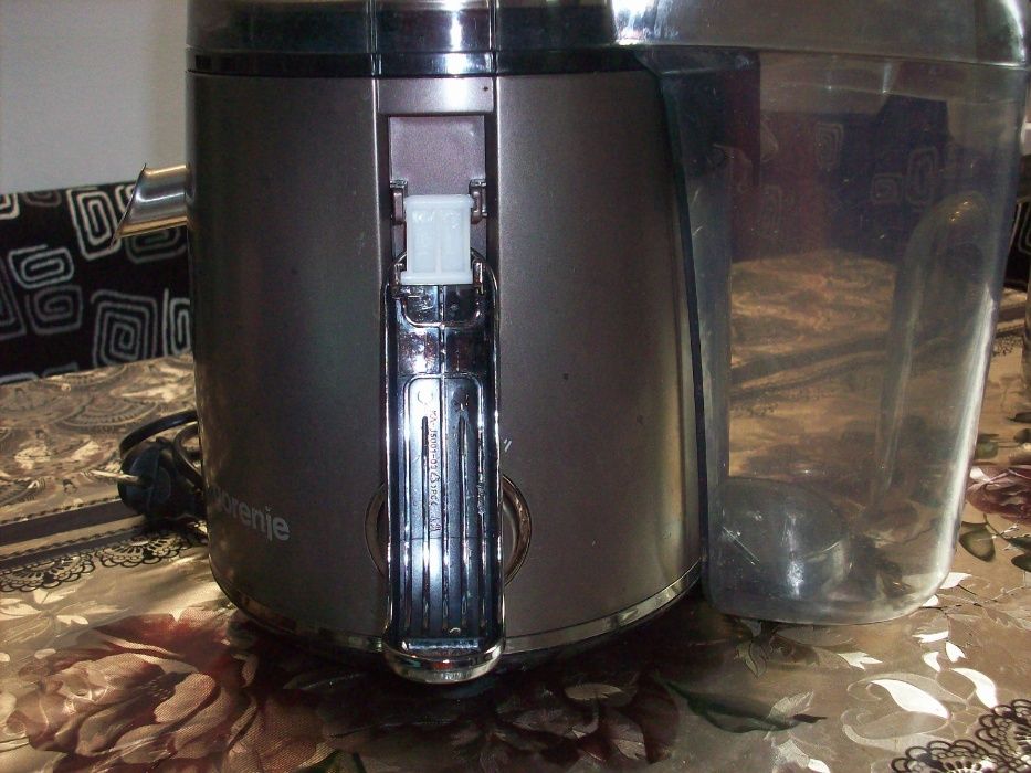 Storcator de fructe GORENJE 800W