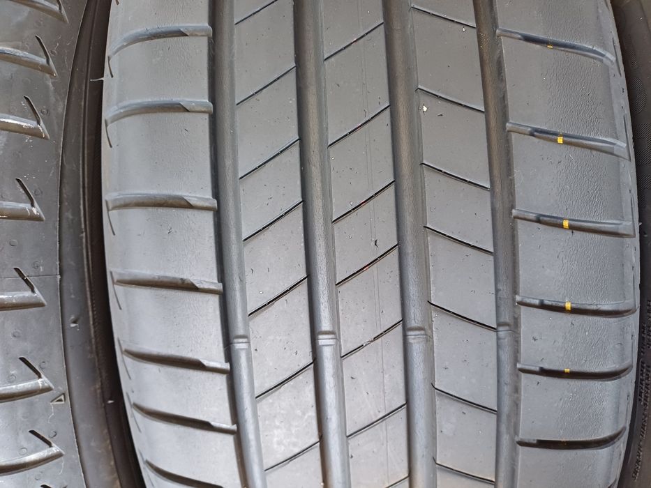 Гуми 225/45/18 Бриджстоун