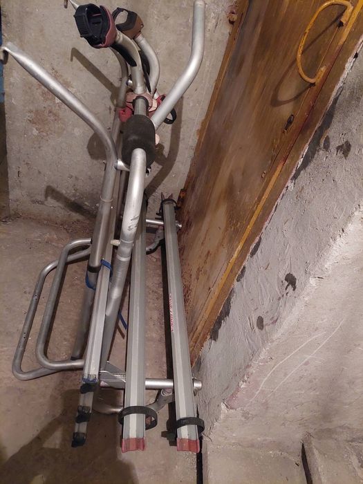 Стойка за колела за каравана