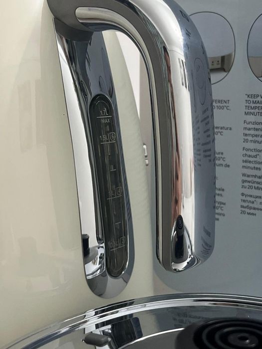 Чайник SMEG белый