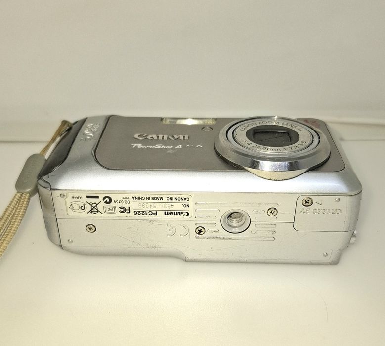 Компактен дигитареп фотоапарат CANON Powershot A460
